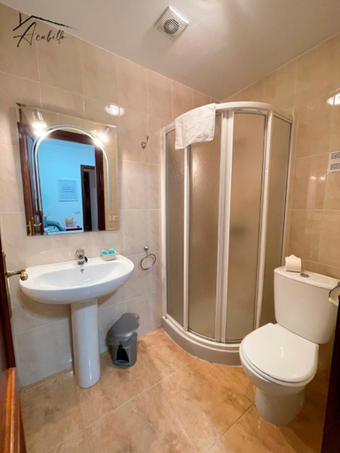 Bathroom 5, ACUBILLO, Lugo