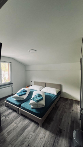 Bedroom 2, Hotel Pez Ault, Surselva