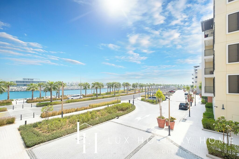 Exterior & Views, LUX The Elegant Sea View Suite, Dubai