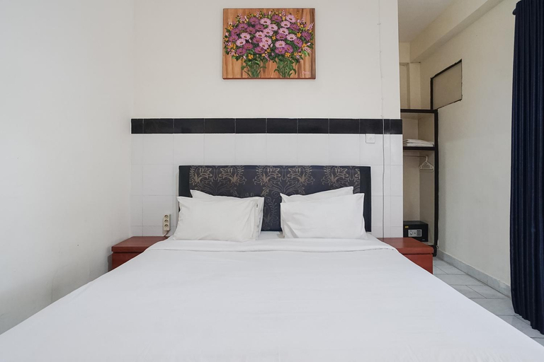 Bedroom 26