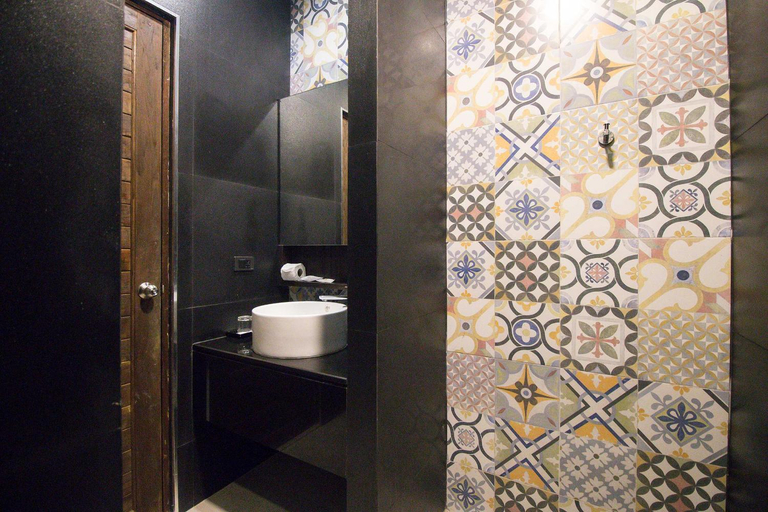 Bathroom 17