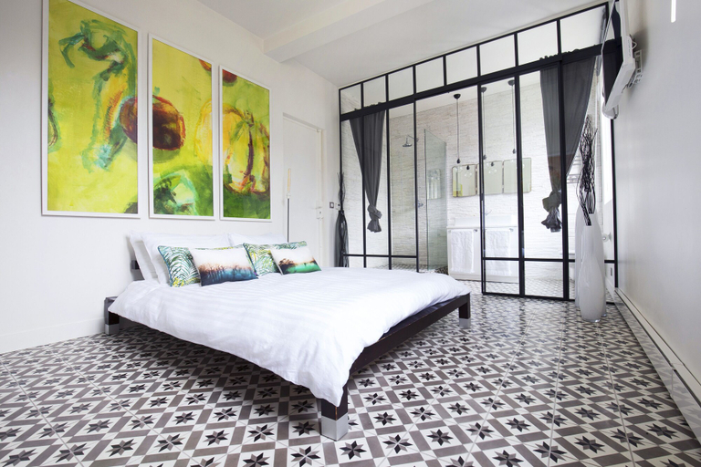 Bedroom, Montmartre Romantic, Paris