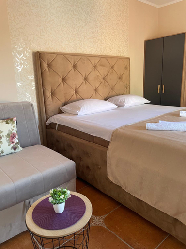 Bedroom 2, Villa Guci