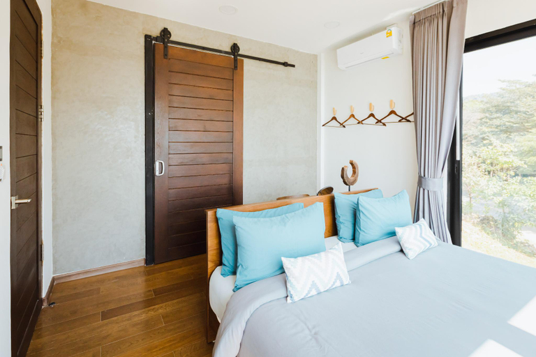 Bedroom 18