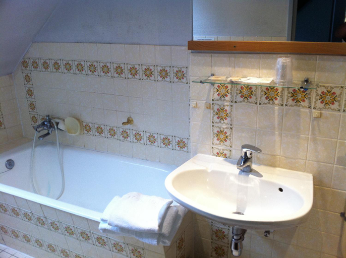 Bathroom 3, La Bonne Franquette, Bas-Rhin