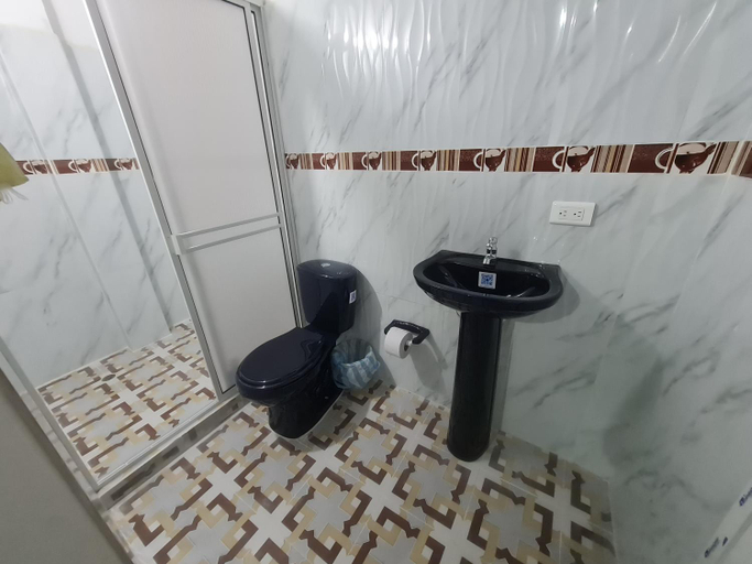 Bathroom 3, Hostal Sinai, San Miguel de Mocoa