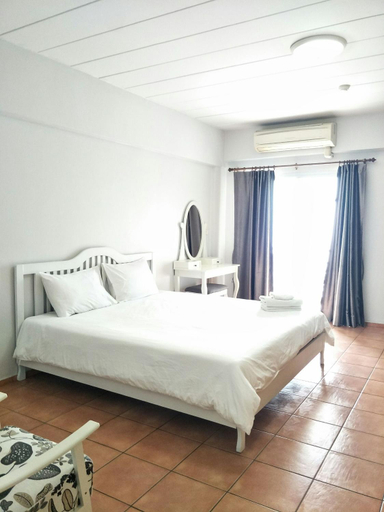 Bedroom 9