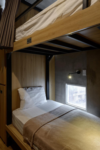 Bedroom 25