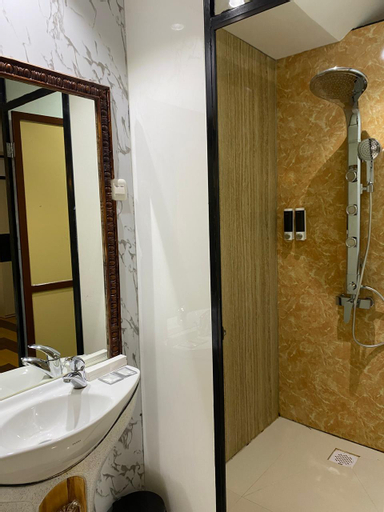 Bathroom 5