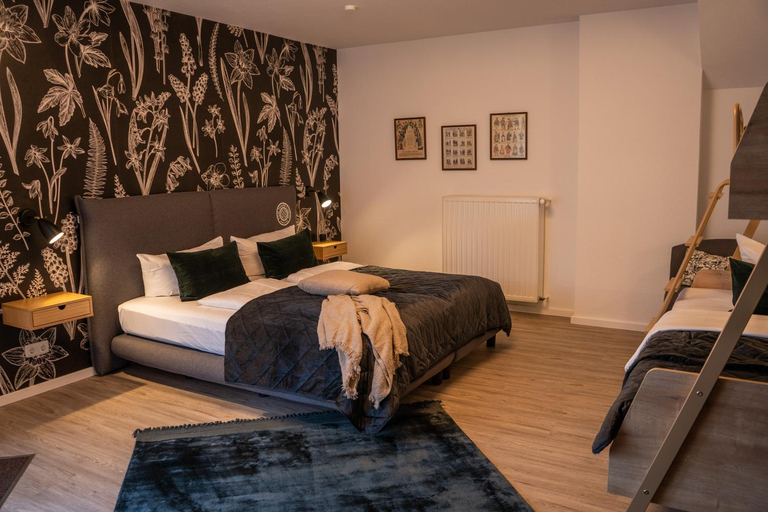 Bedroom 16