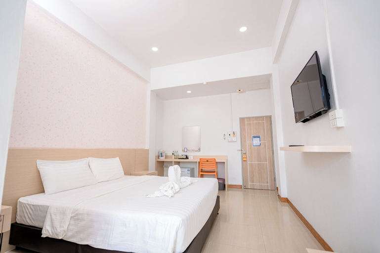 Bedroom 15