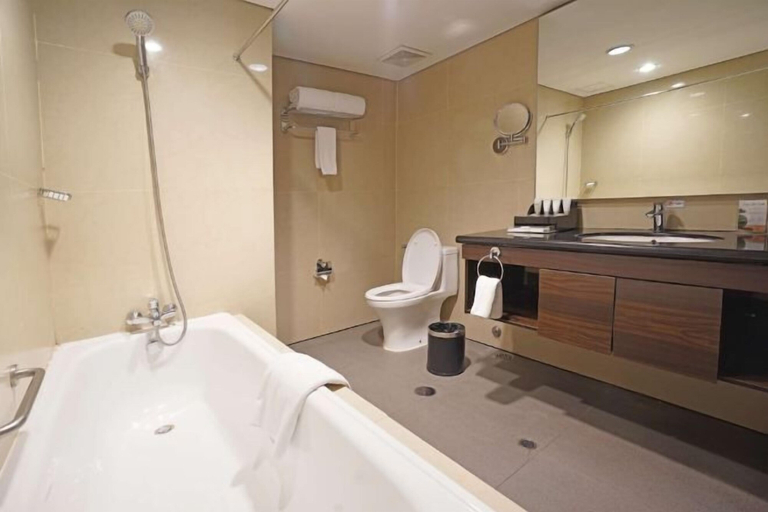Bathroom 11
