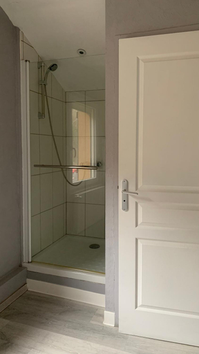 Bathroom 3, Auberge Alsacienne, Vosges