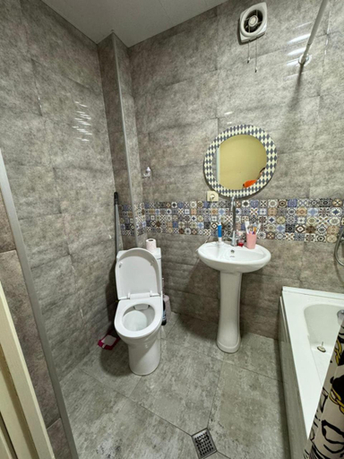 Bathroom 3, Apartaments in Batumi, Batumi