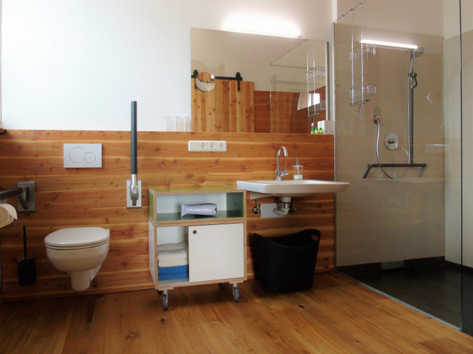 Bathroom 2, Brauhaus 3 - Adults only, Haßberge