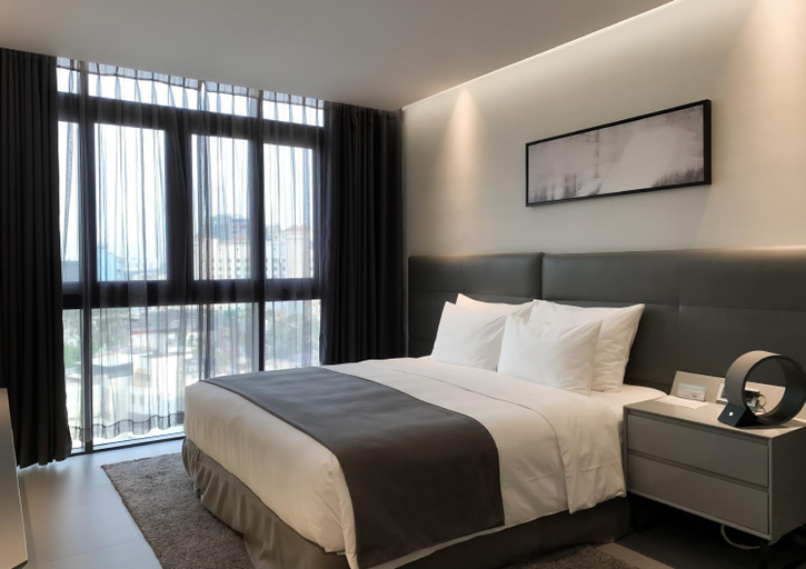 Bedroom 14