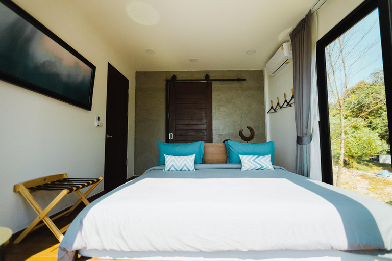 Bedroom 16