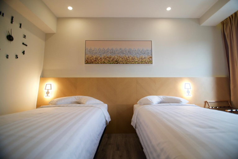 Bedroom 13