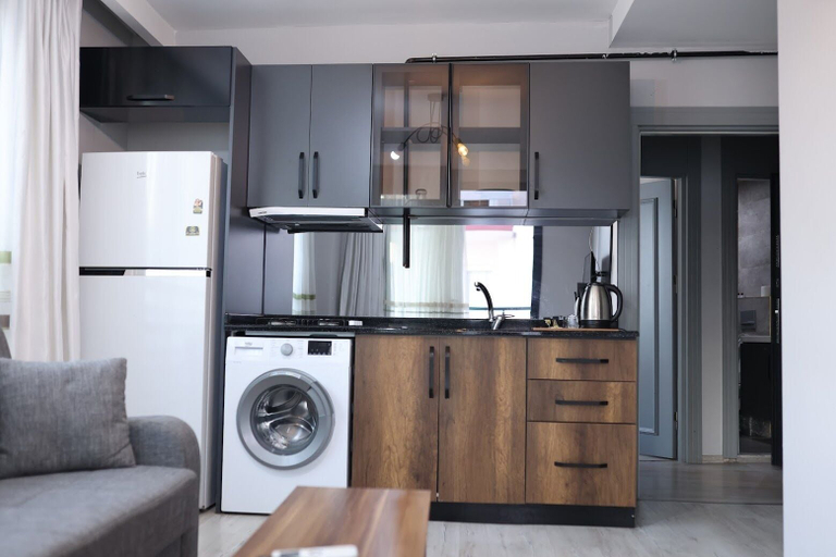 Others 4, Asil Apart Konaklama, Merkez