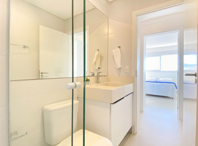 Bathroom 4, Espelho das Águas Residencial, Florianopolis