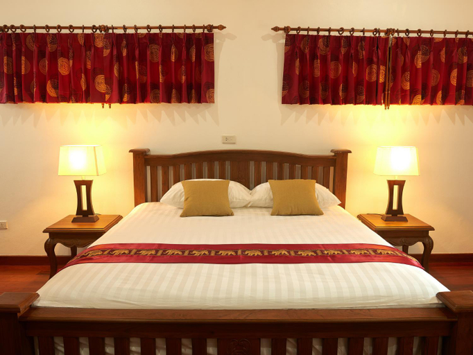 Bedroom 13