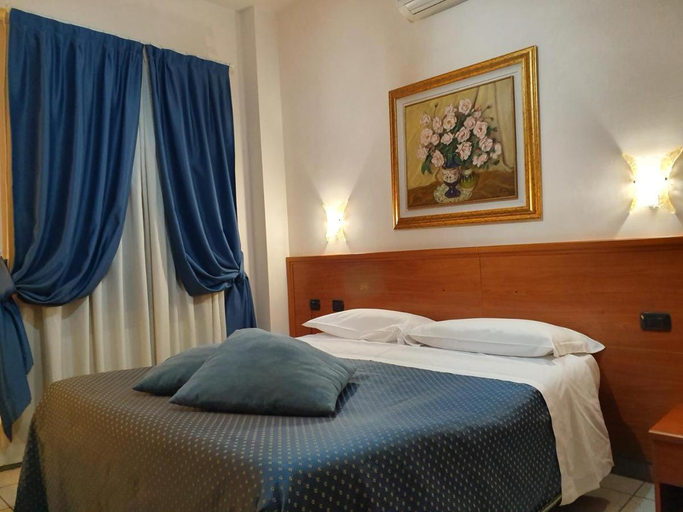 Bedroom 14