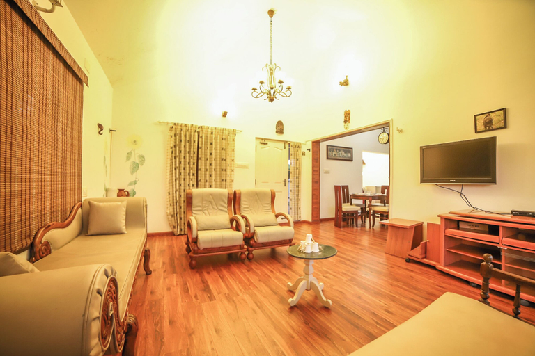 Others 5, Samrakshitha Suits, The Nilgiris