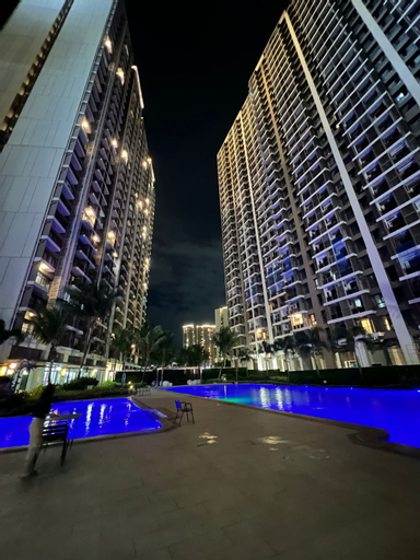 Exterior 11