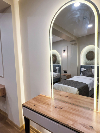 Bedroom 4, KARAKOY TOPHANE MANSION, Beyoğlu