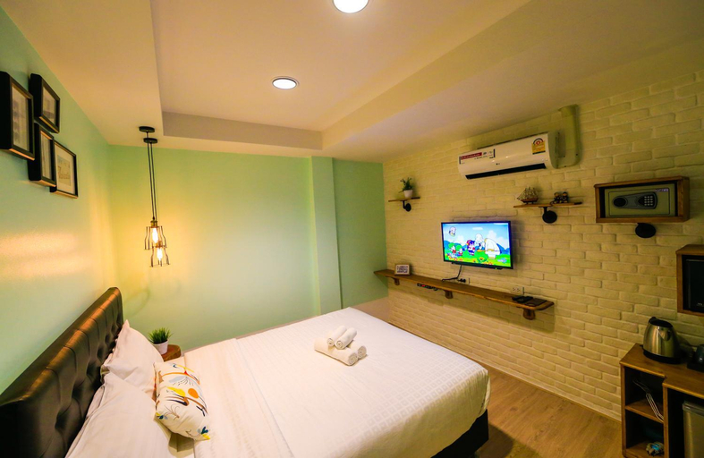 Bedroom 6