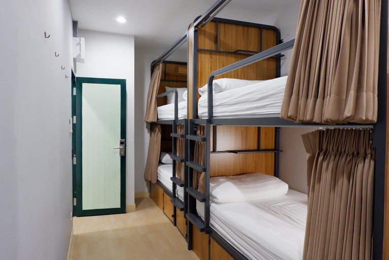 Bedroom 13