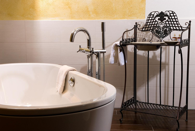 Bathroom 5