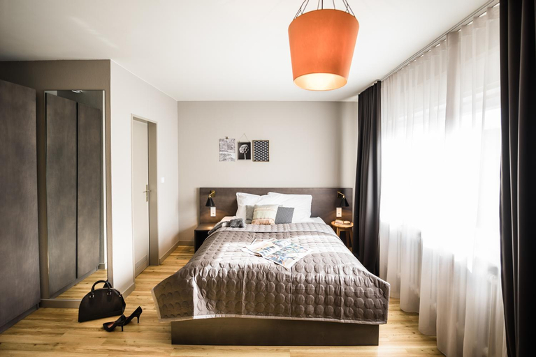 Bedroom 8