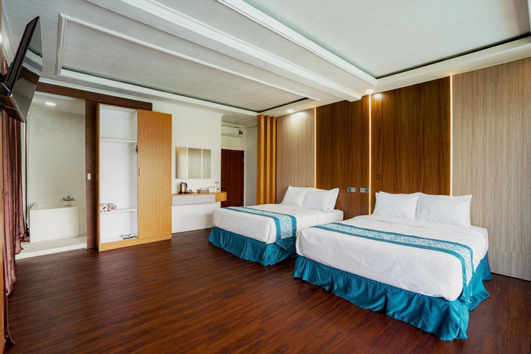 Bedroom 30