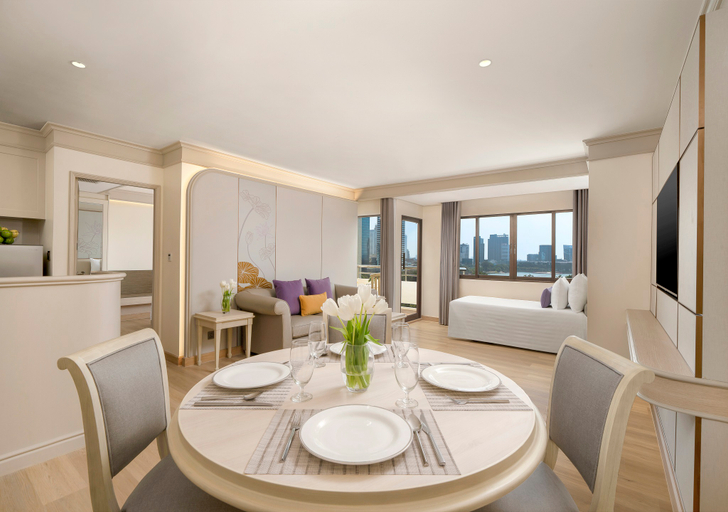 Dining Room 25