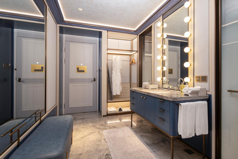 Bathroom 4