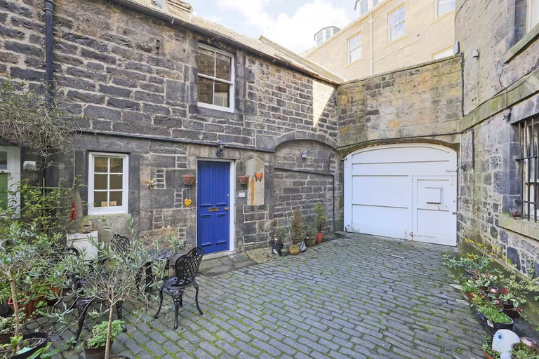 Exterior & Views 2, Cute House with Courtyard, Edinburgh