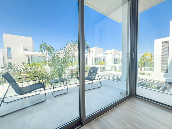 Others 3, Azure Vista Collection