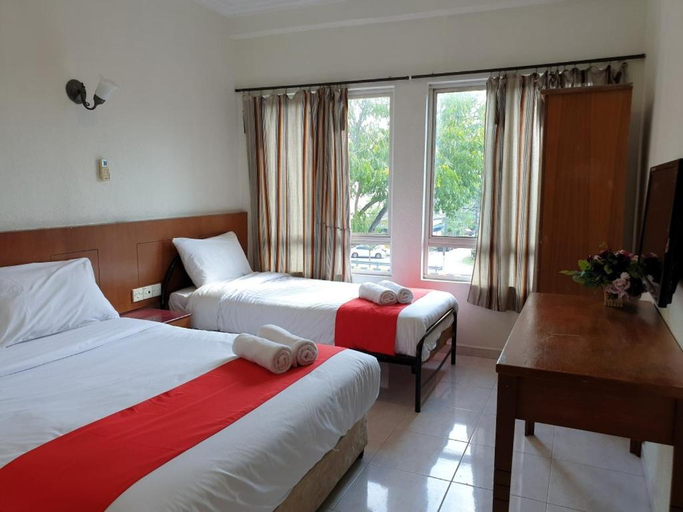 Bedroom 8