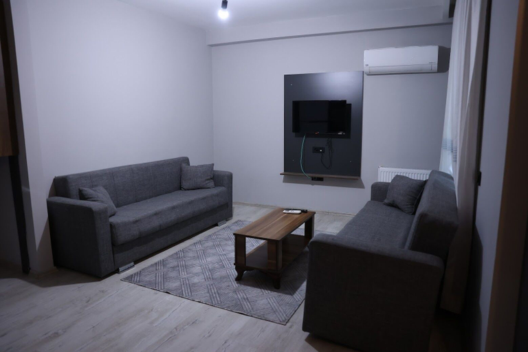 Others 5, Asil Apart Konaklama, Merkez