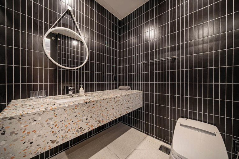 Bathroom 5, Brown Dot Hotel Signature, Haeundae