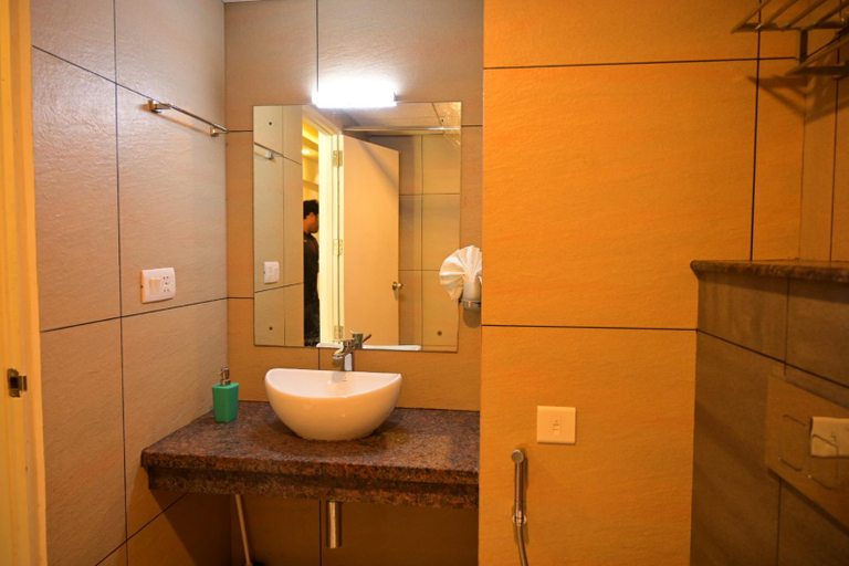 Bathroom 5, Aadisaktthi Leisure Resort Kovalam, Thiruvananthapuram