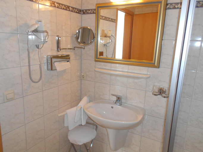 Bathroom, Hotel Garni Aich, Waldshut