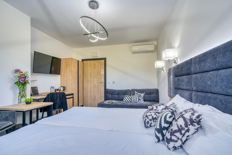 Bedroom 9