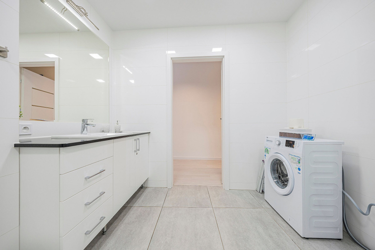 Bathroom 3, Gdańsk Apartments, Gdańsk City