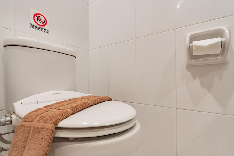 Bathroom 4