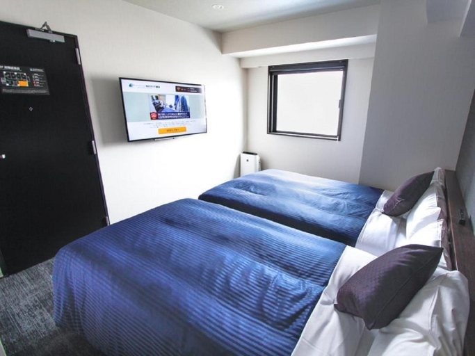 Bedroom 12