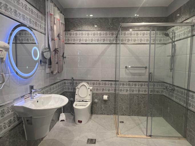 Bathroom 3, Eqamh VIP, Al Madinah Al Munawwarah