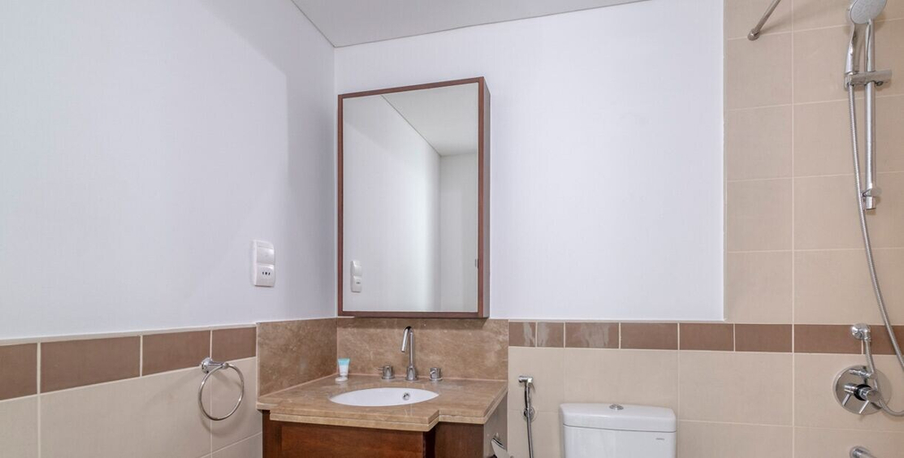 Bathroom 4, LUX The Fountain View Suite, Dubai
