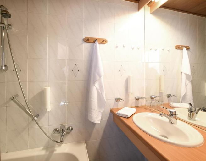 Bathroom 3, Hotel St Hubertus, Bregenz